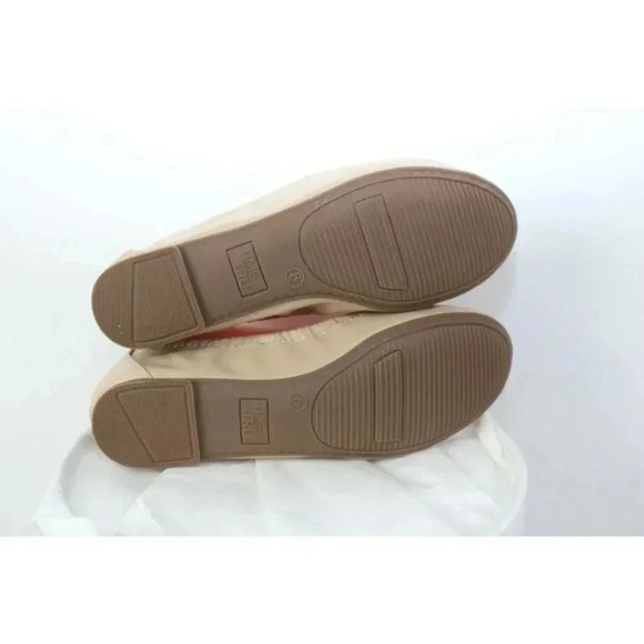 ladies TIME and TRU Memory Foam flats size 6 - Picture 7 of 8